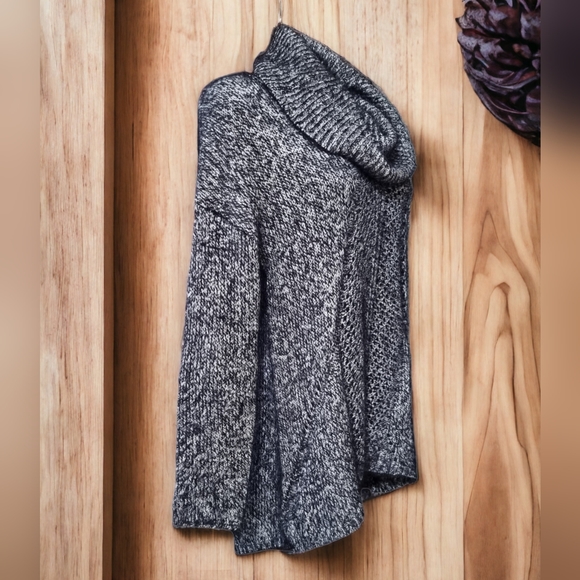 Cartise Super Soft & Fluffy Cowl Neck High Low Sweater - Picture 3 of 9